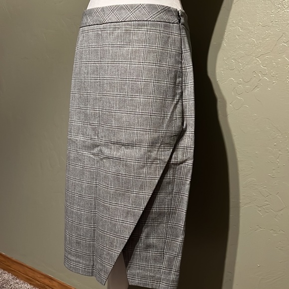 Banana Republic Sz 6 Pencil Skirt - Picture 3 of 6
